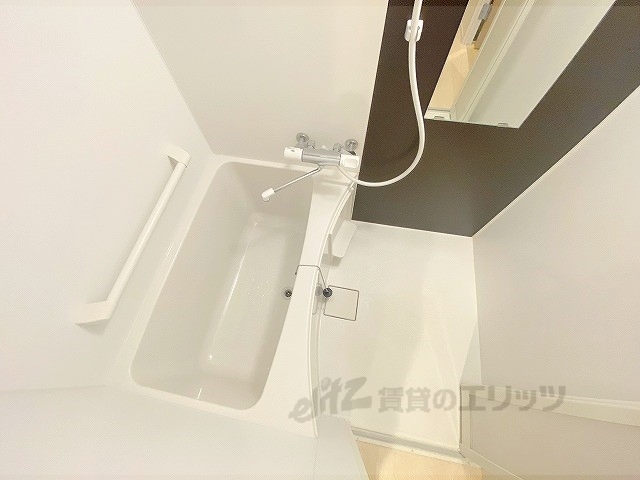 クレイノコンフォール杭瀬北新町の風呂写真