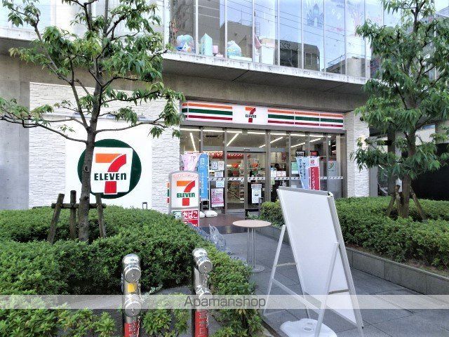 コンビニ　セブンイレブン（コンビニ）まで69m
