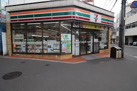 コンビニ　セブンイレブン 大阪安堂寺町1丁目店（コンビニ）まで755m
