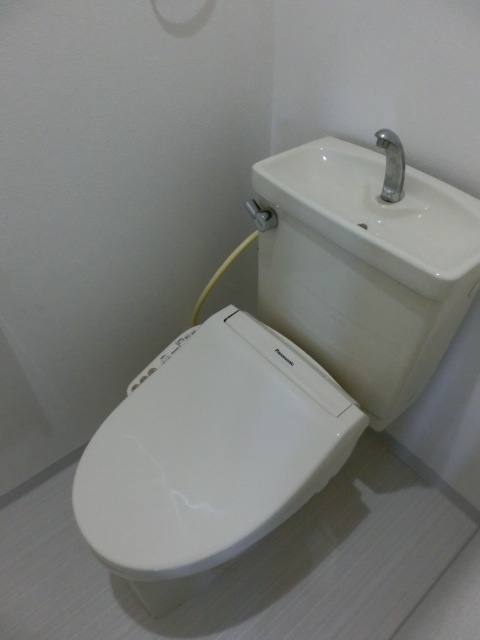 トイレ　ウォシュレット
