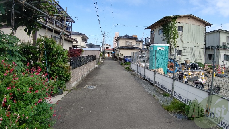バルコニー　建設中