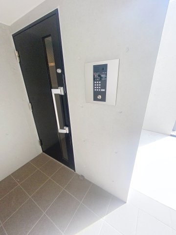 エントランス　建物入口