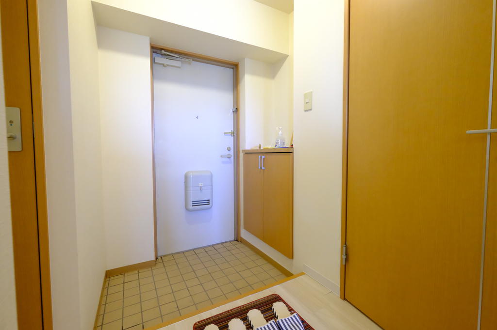 玄関　室内写真は別室です