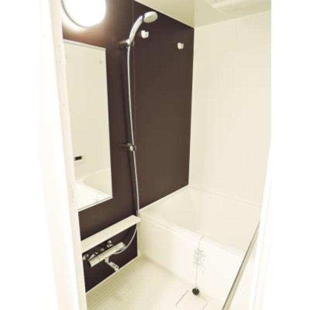 バス・シャワールーム　※写真は同タイプ住戸です。