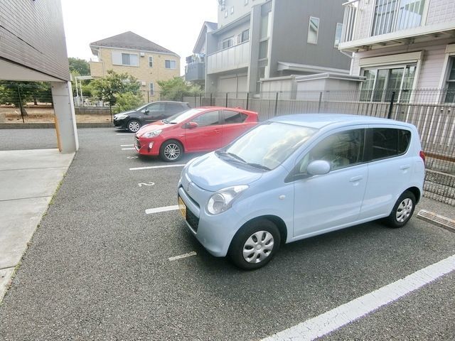 駐車場　☆駐車場☆