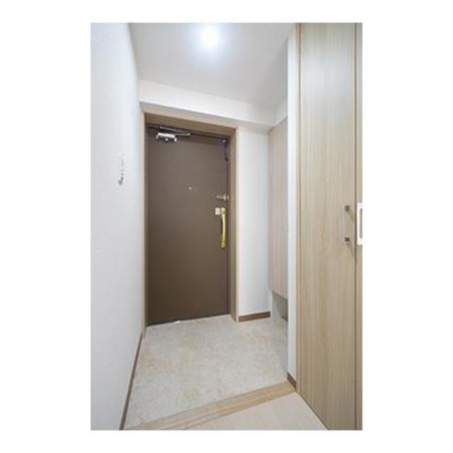 玄関　※写真は同タイプ住戸です。