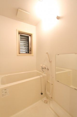 バス・シャワールーム　（別タイプ参考写真）ルポパティオ　荒川区東日暮里3