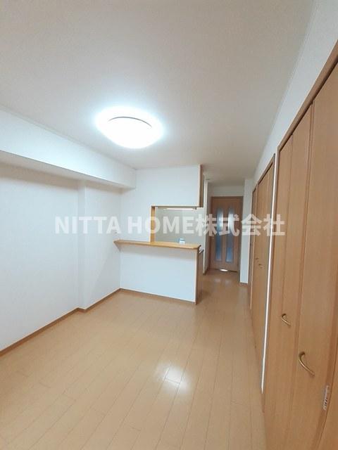 居室・リビング　フローリングのお部屋です＊