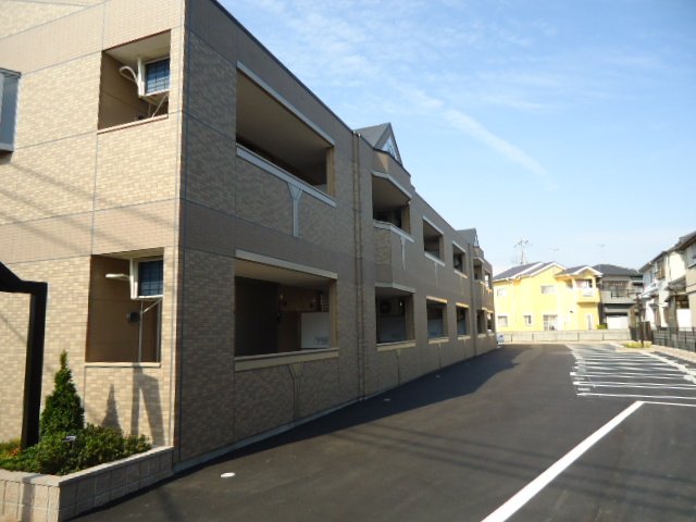 建物外観　外観写真（昼）