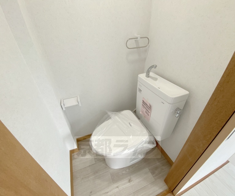 トイレ　洗浄機能付きトイレです。