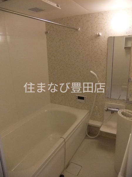 バス・シャワールーム　同型別部屋写真
