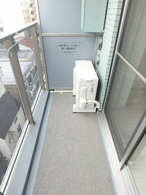 バルコニー　広いバルコニーです
