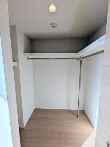 収納　ウォークインクローゼット