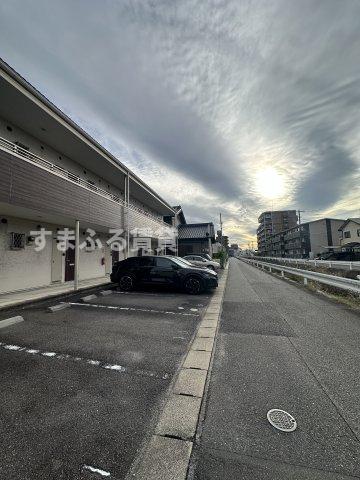 駐車場　04595