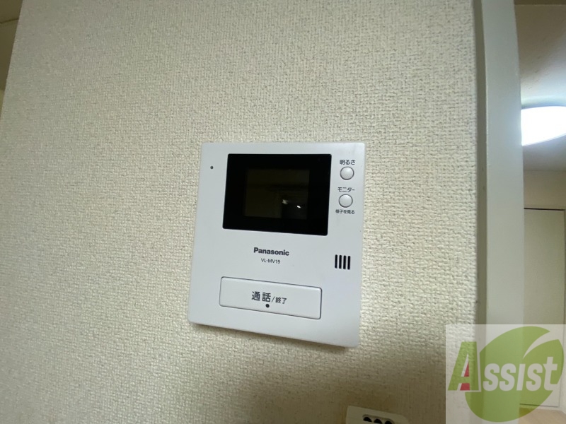 セキュリティ　インターホンで来客確認ができます。安心ですね。