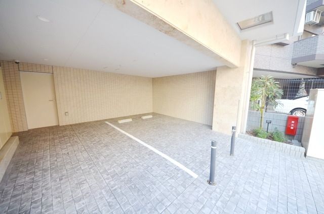 ドラックストア　ドラッグストアいわい大塚店（ドラッグストア）まで342m