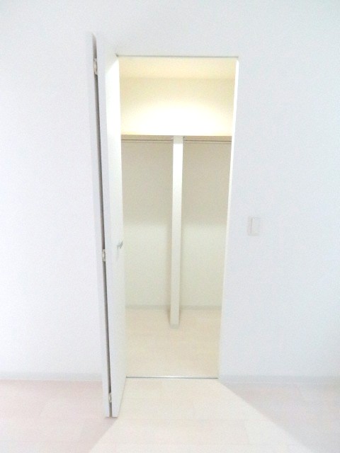 収納　ウォークインクローゼットです♪