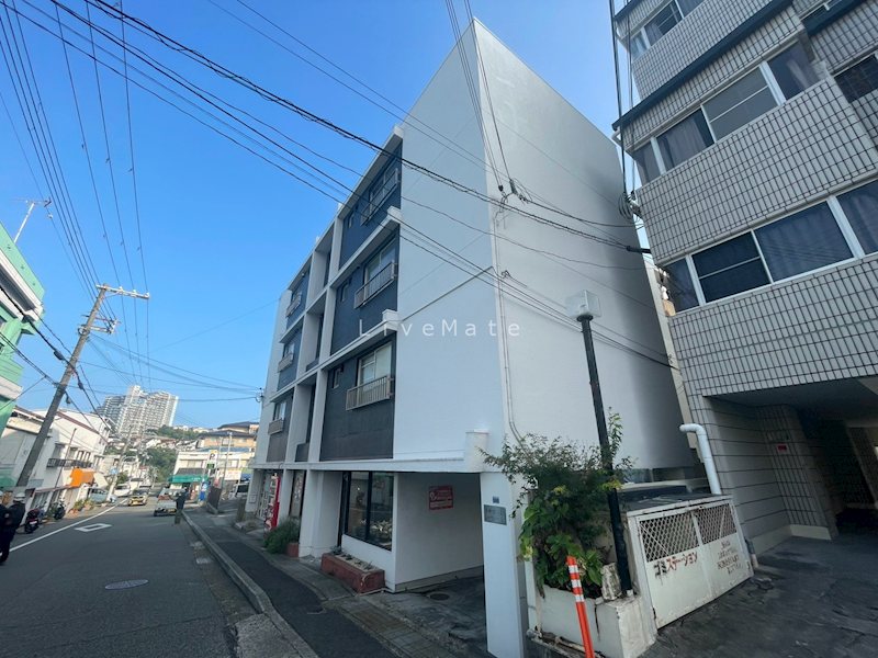 平井マンションの外観写真