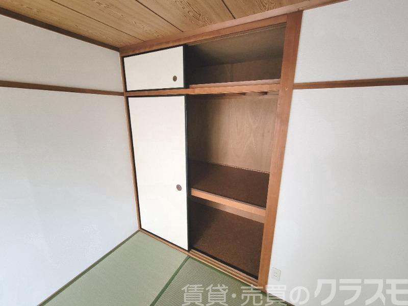 収納　和室押し入れ