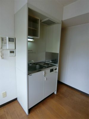 東急東横線 綱島駅 徒歩8分 5階建 築31年の内装写真