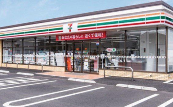 コンビニ　セブンイレブン大阪西中島6丁目店（コンビニ）まで50m