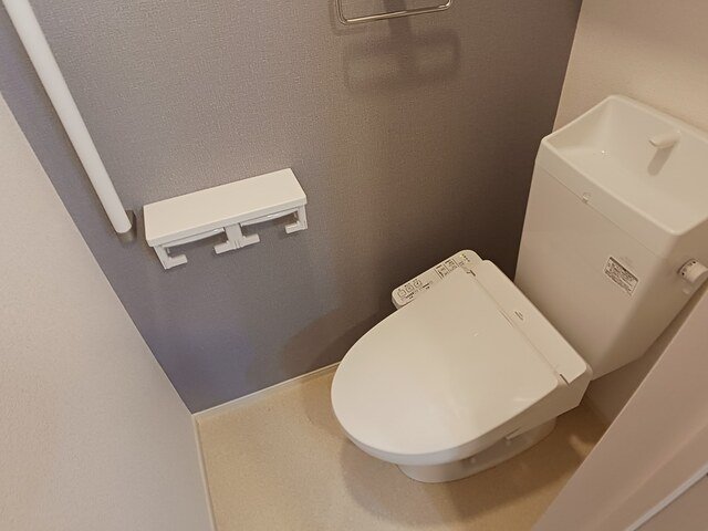 トイレ　落ち着いたトイレです