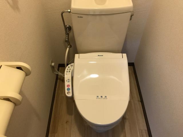 トイレ　シャワー付トイレ