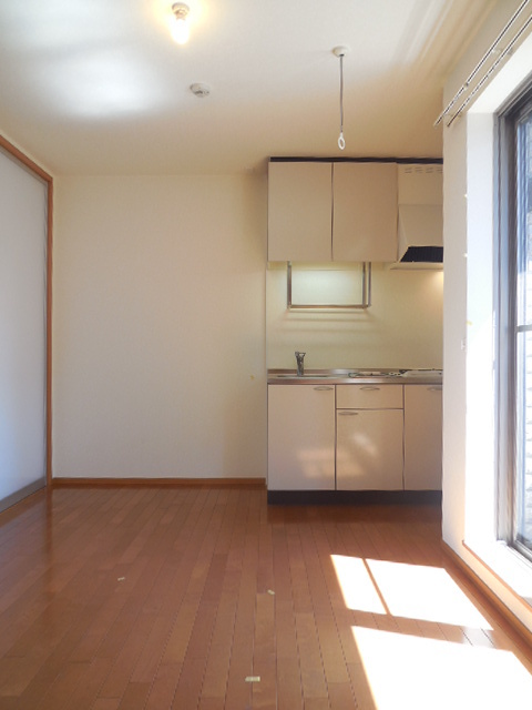 居室・リビング　★明るいフローリングのお部屋です★