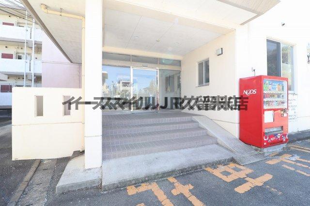 ロビー　建物の内部です