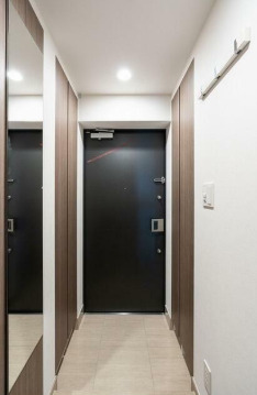 ＪＲ山手線 代々木駅 徒歩4分 14階建 築4年の玄関写真