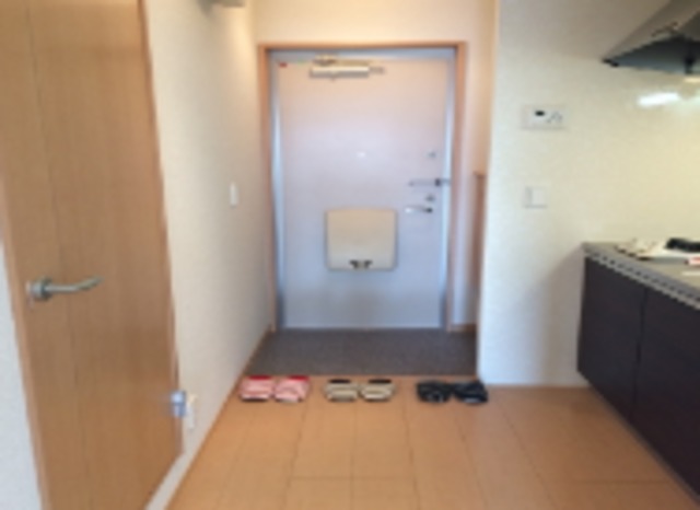 メゾンドールKASAの玄関写真