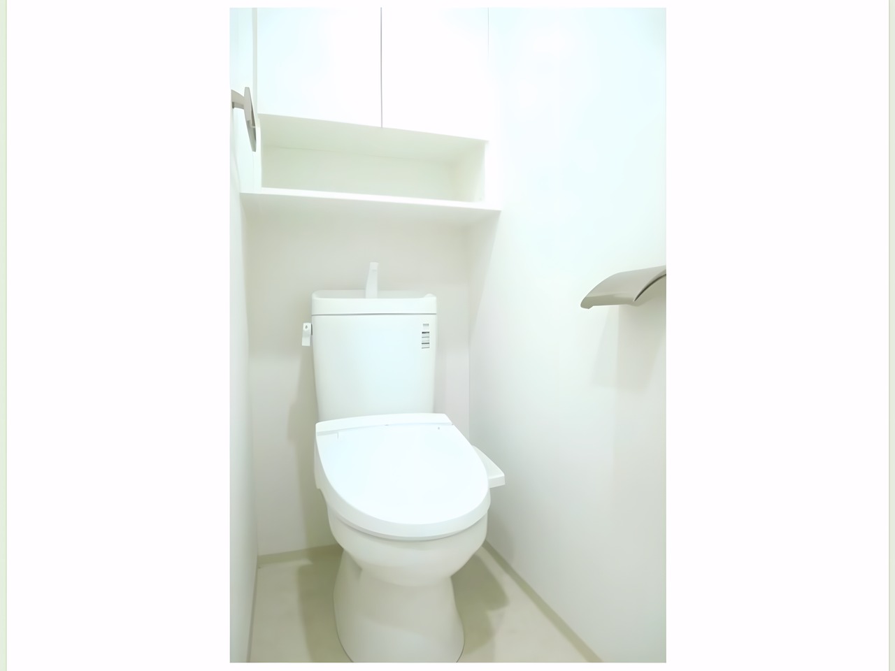 PREMIUM CUBE G 北新宿DEUXのトイレ写真