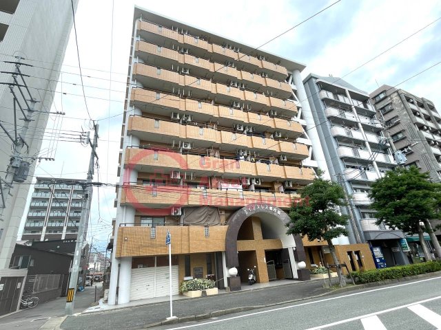 ダイアパレス県庁前の外観写真