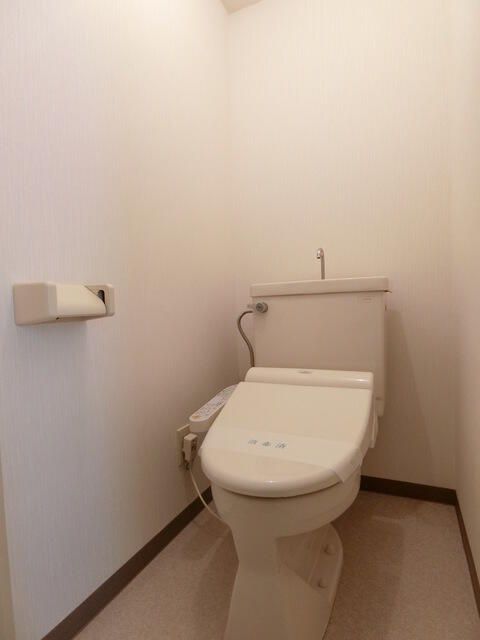 トイレ　別タイプ参考写真　旭泉マンション　北区中里2