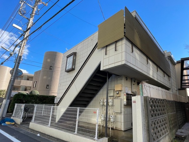 建物外観　★耐震・耐火、高い安全性能で暮らしを守る旭化成へーベルメゾン