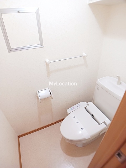 トイレ　☆清潔感のあるトイレです☆