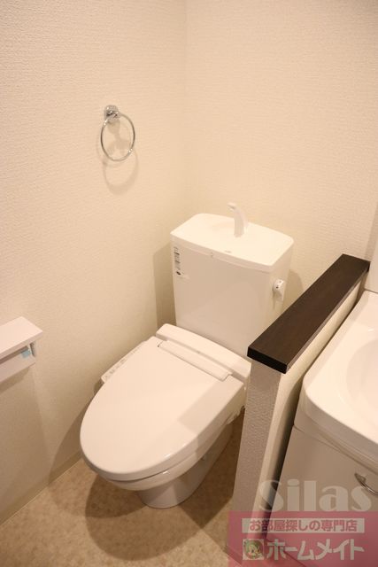 ＪＲ東海道本線 塚本駅 徒歩7分 3階建 築12年のトイレ写真