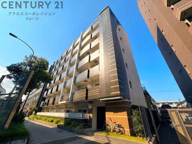 建物外観　オートロック付きで安心！宅配BOX付きで便利！