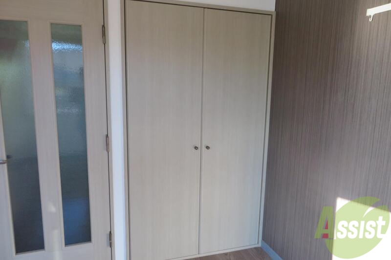 収納　収納は天高近くまでしっかりあり内容量も大丈夫です。