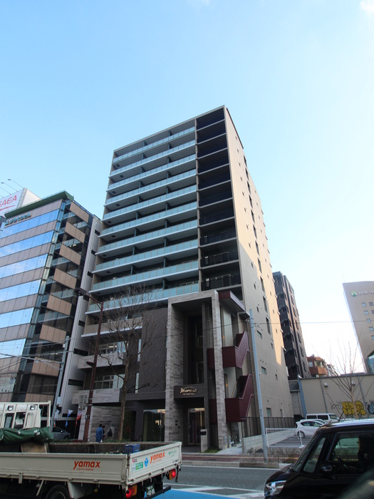 福岡県福岡市中央区天神３の賃貸マンションの外観