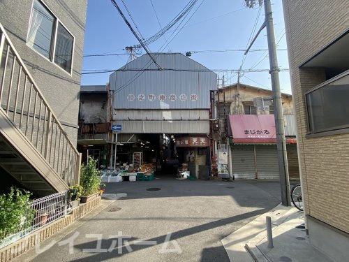 【堺市堺区錦綾町のアパートのショッピングセンター】