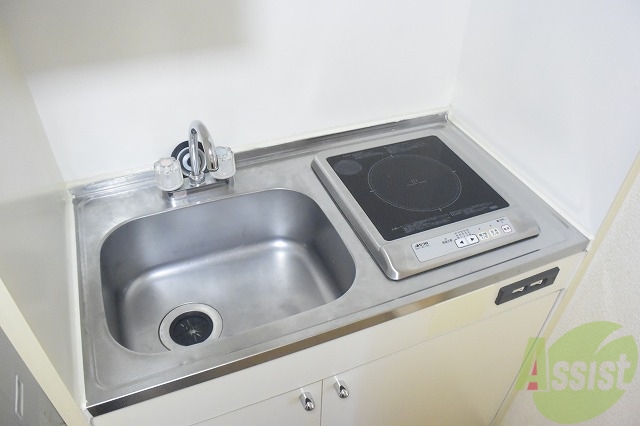 キッチン　安心のラジエントヒーター。