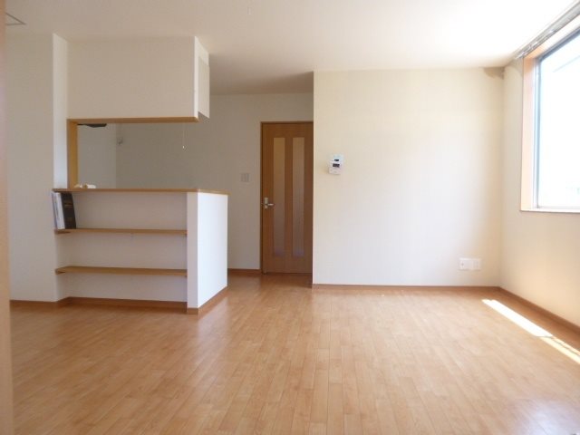 居室・リビング　室内写真は別部屋です