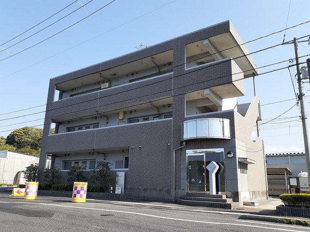 松江市馬潟町のマンションの建物外観