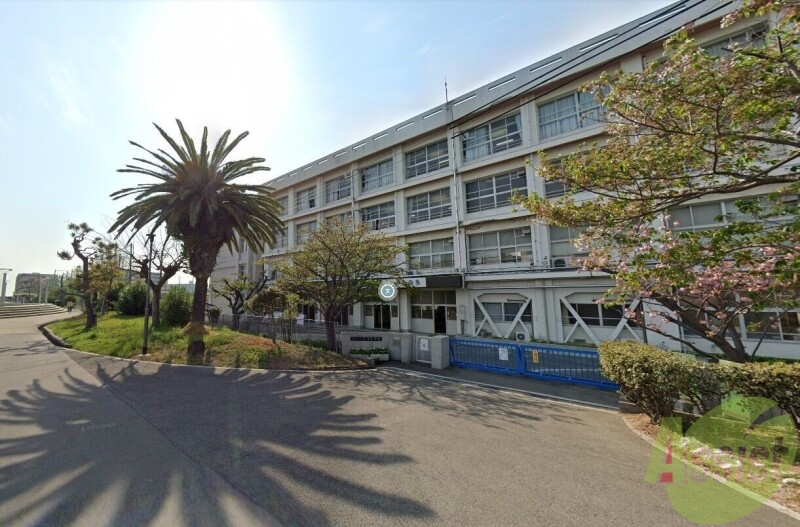 【明石市田町のマンションの中学校】