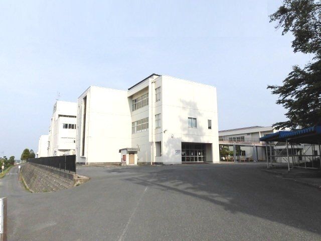 【栗原市築館のアパートの小学校】