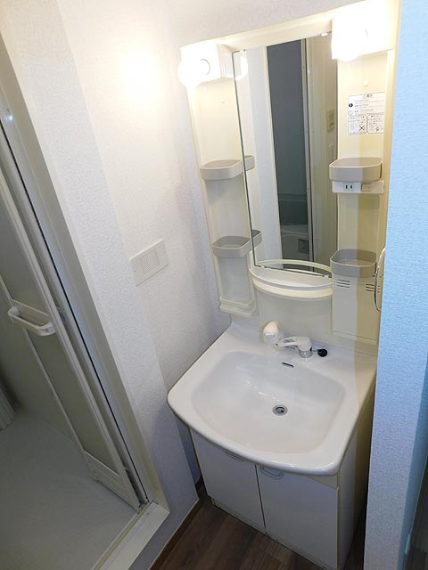 洗面設備　シャンプードレッサー完備！