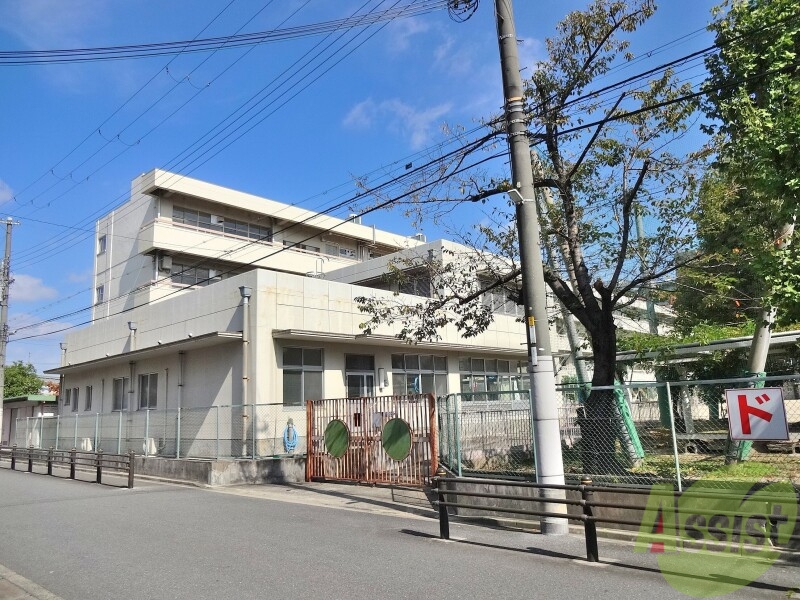 【吹田市江坂町のマンションの小学校】