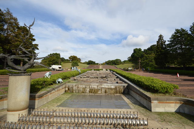 【千葉市中央区千葉寺町のマンションの公園】