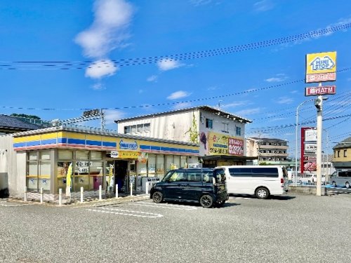 【静岡市清水区鳥坂のアパートのコンビニ】